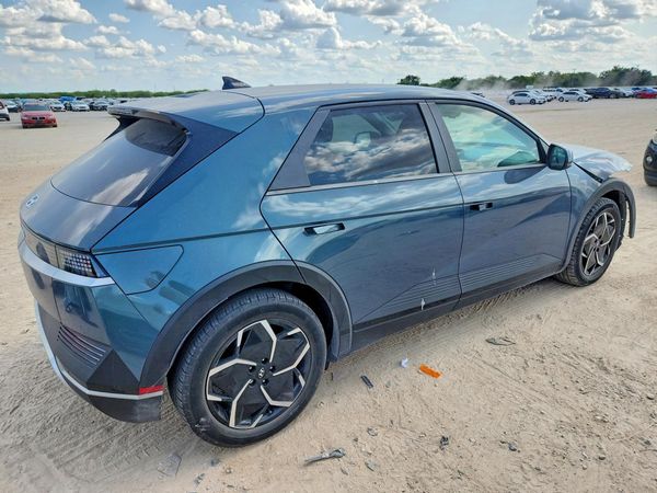 2024 HYUNDAI IONIQ SEL
