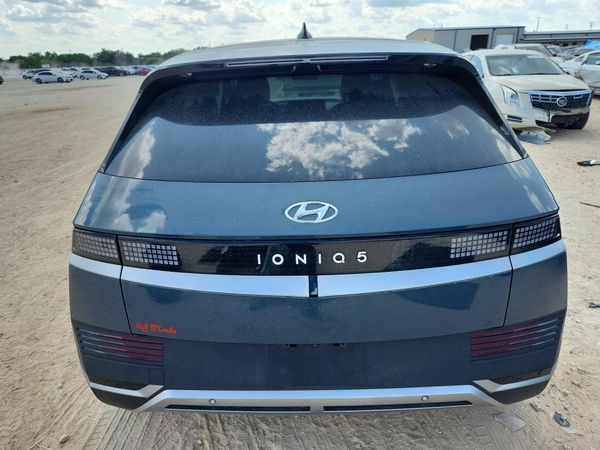 2024 HYUNDAI IONIQ SEL