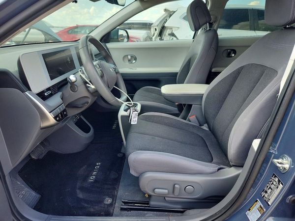 2024 HYUNDAI IONIQ SEL