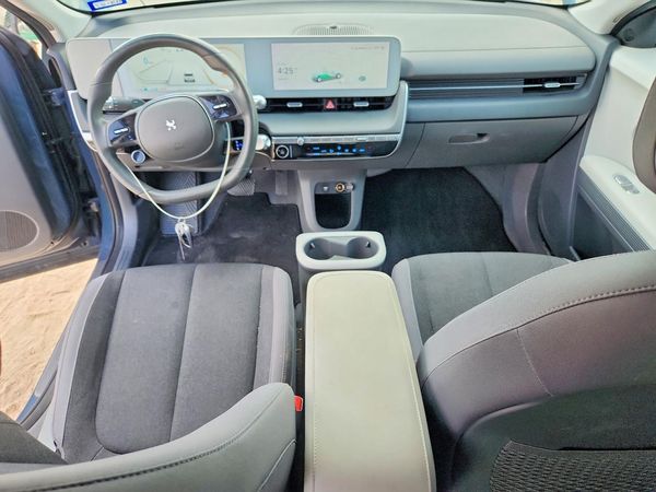 2024 HYUNDAI IONIQ SEL