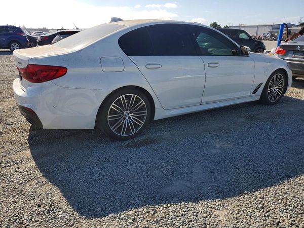 2019 BMW 530