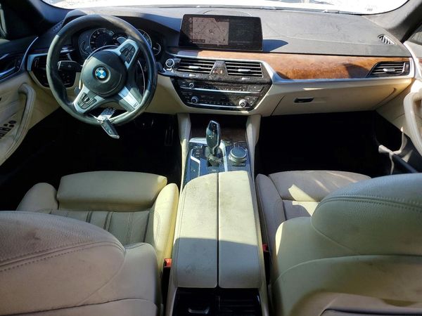 2019 BMW 530