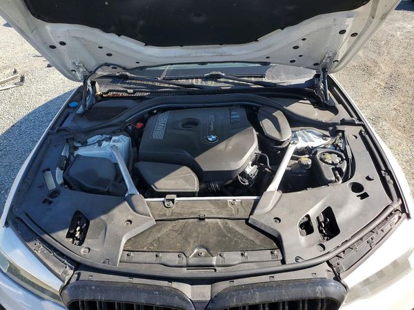 2019 BMW 530