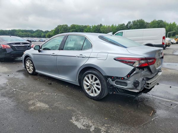 2024 TOYOTA CAMRY