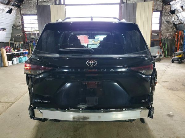 2026 TOYOTA SIENNA