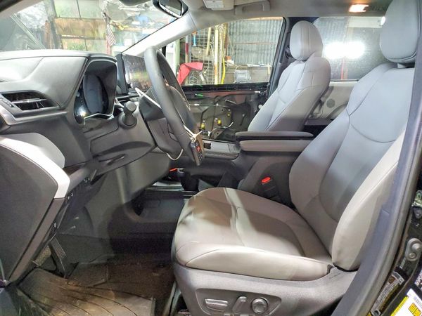 2026 TOYOTA SIENNA