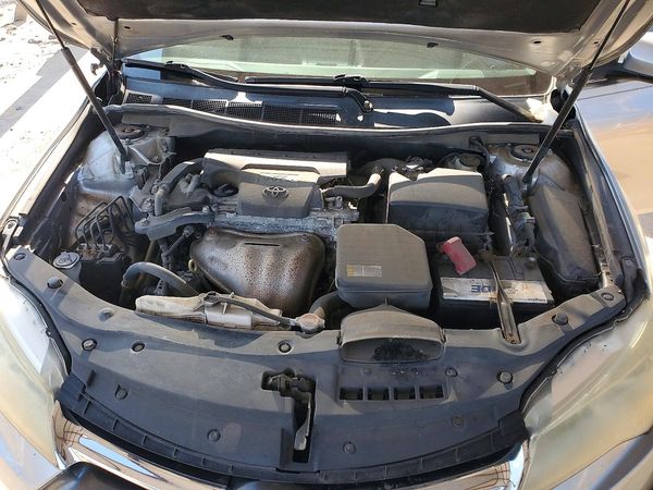 2016 TOYOTA CAMRY
