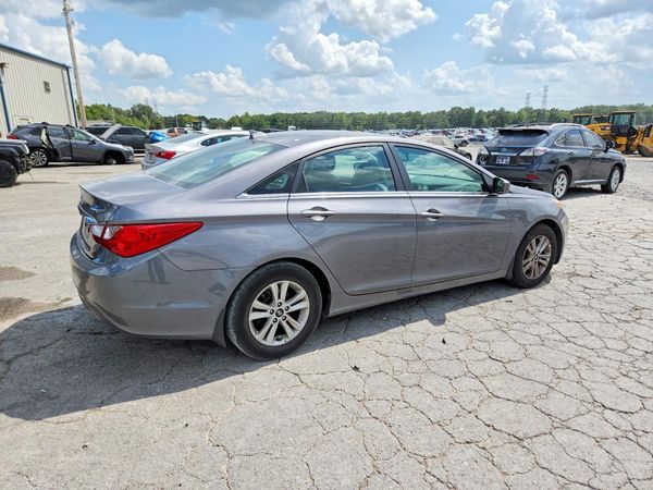 2012 HYUNDAI SONATA