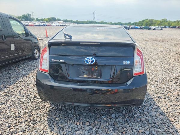 2014 TOYOTA PRIUS