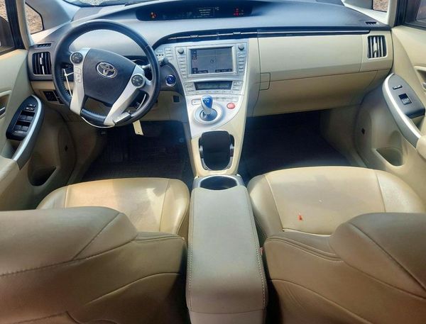 2014 TOYOTA PRIUS