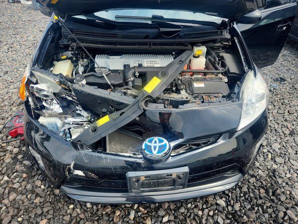 2014 TOYOTA PRIUS