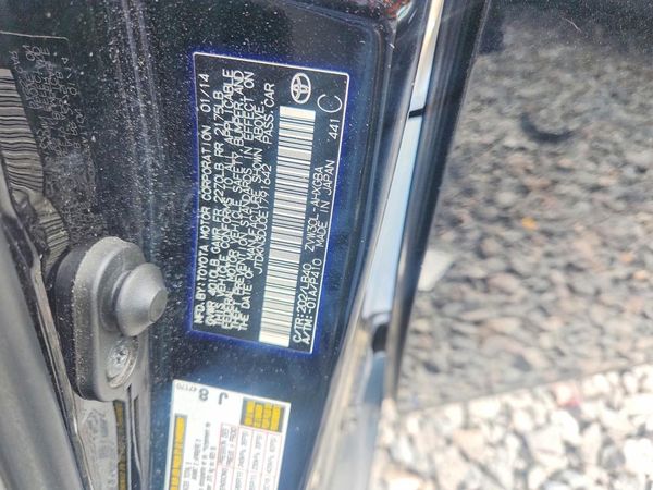 2014 TOYOTA PRIUS