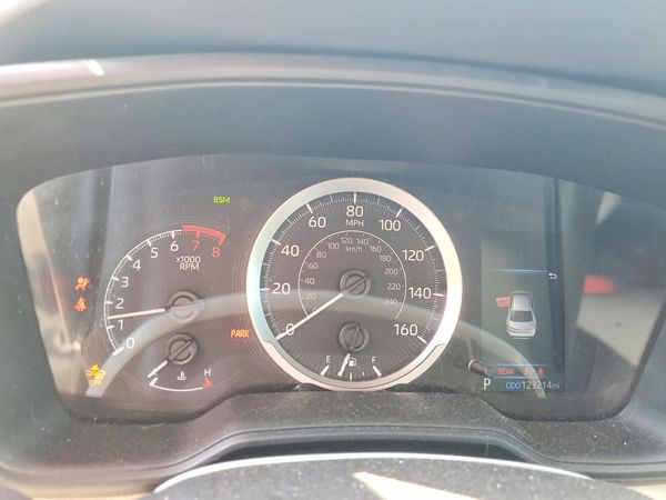 2021 TOYOTA COROLLA LE w/Premium pkg2