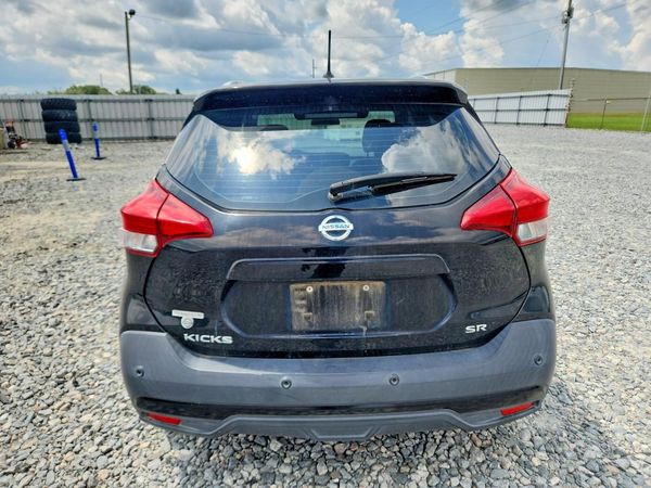 2020 NISSAN KICKS