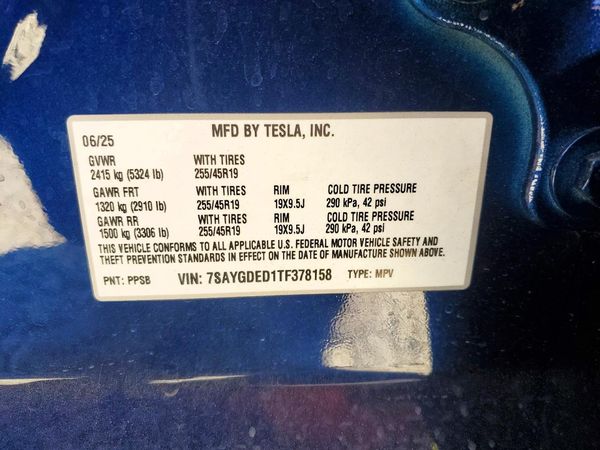 2026 TESLA MODEL Y