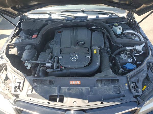 2012 MERCEDES-BENZ C C250