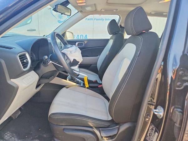 2022 HYUNDAI VENUE SEL & Limited