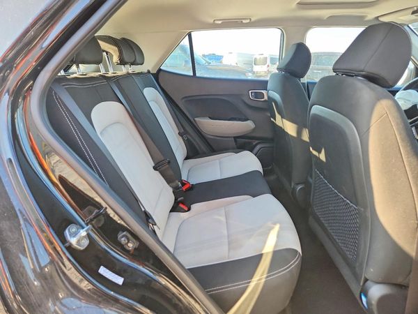 2022 HYUNDAI VENUE SEL & Limited