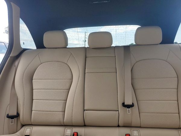 2017 MERCEDES-BENZ GLC GLC300 Base-4M