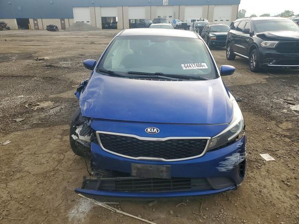 2017 KIA FORTE LX Base