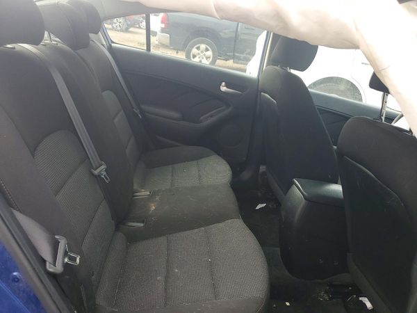 2017 KIA FORTE LX Base