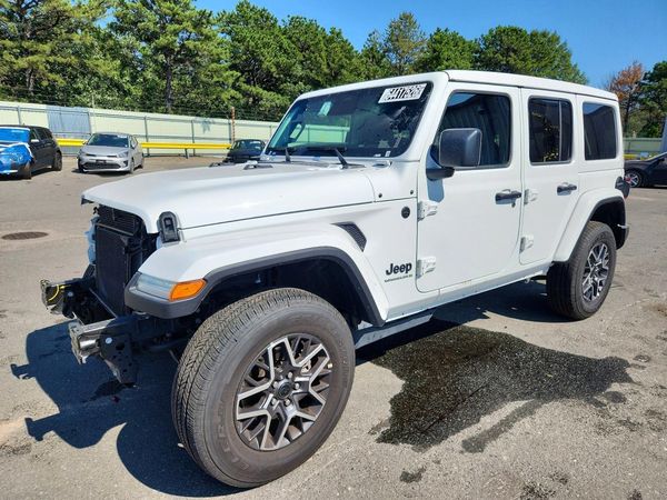 2026 JEEP WRANGLER 4-DOOR SAHARA