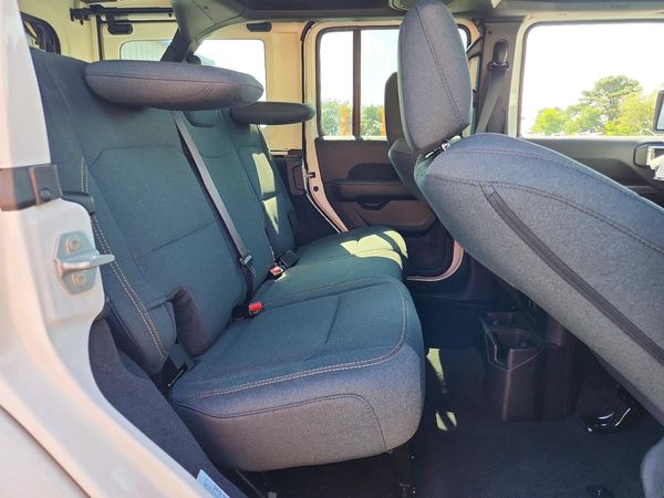 2026 JEEP WRANGLER 4-DOOR SAHARA