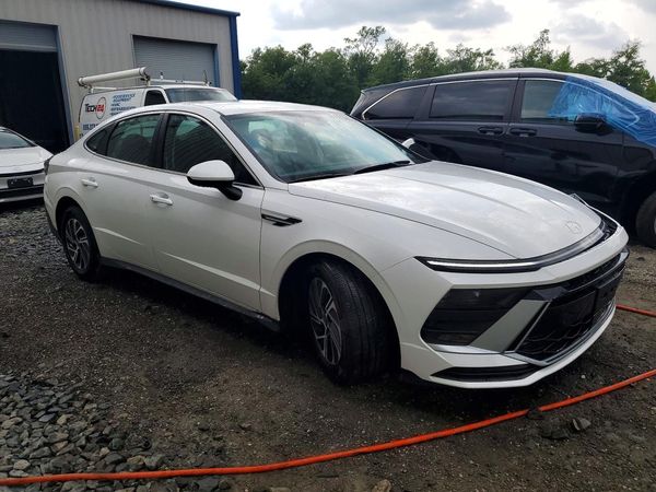 2026 HYUNDAI SONATA Blue — Passenger 3/4
