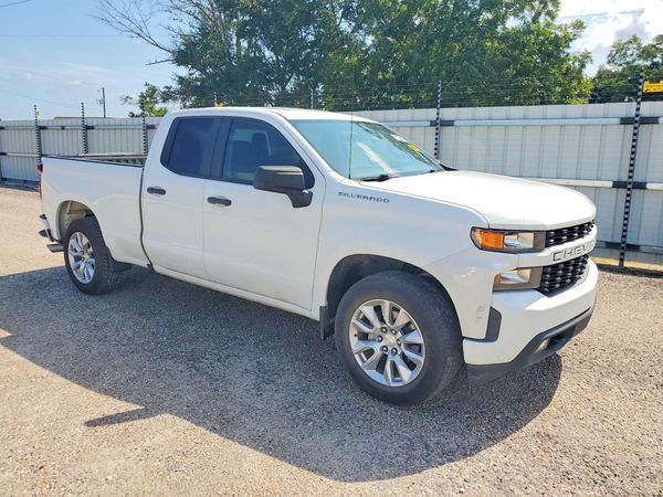 2020 CHEVROLET SILVERADO Custom