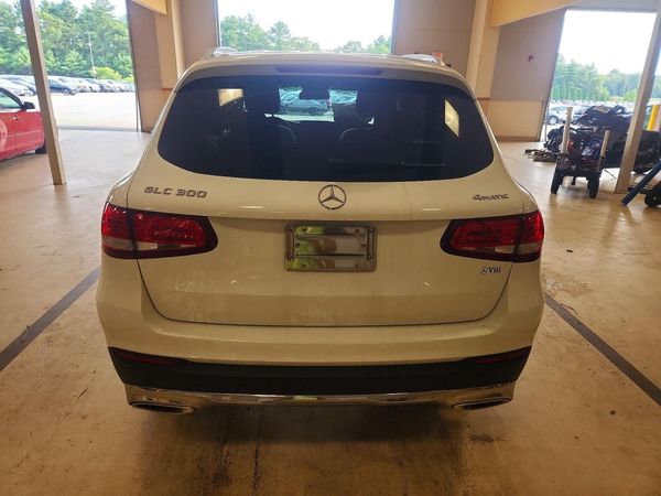 2018 MERCEDES-BENZ GLC GLC 300-4M