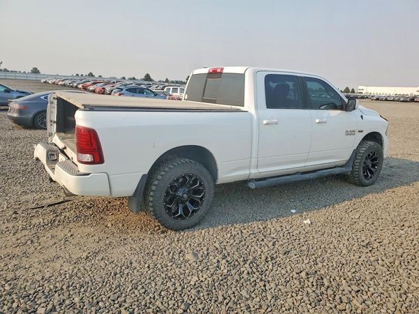 2015 RAM 1500 Sport