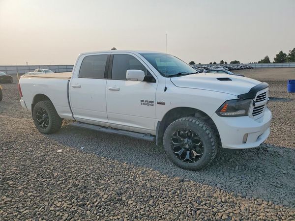 2015 RAM 1500 Sport