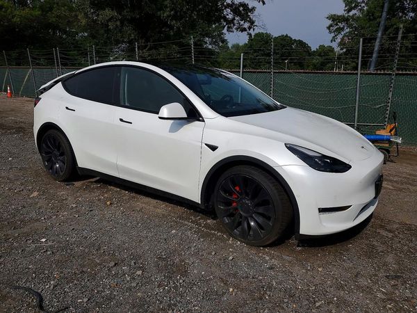 2022 TESLA MODEL Y