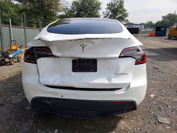 2022 TESLA MODEL Y