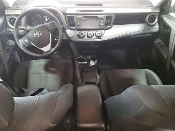2017 TOYOTA RAV4 LE — CKPT