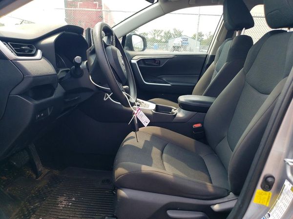 2021 TOYOTA RAV4 LE HV — DENT