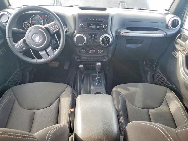 2016 JEEP WRANGLER UNLIMITED SAHARA 4X4