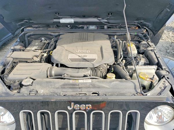 2016 JEEP WRANGLER UNLIMITED SAHARA 4X4