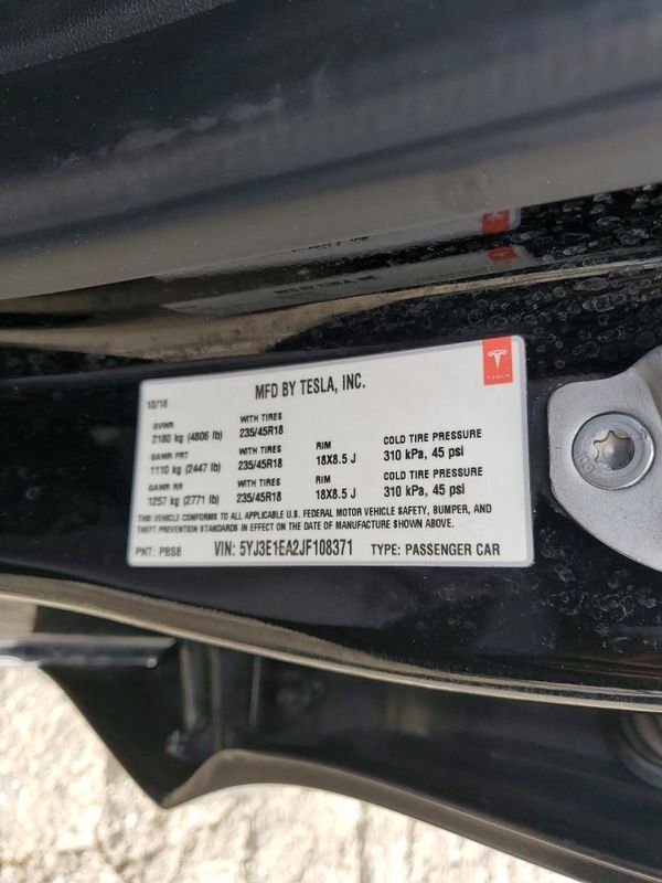2018 TESLA MODEL 3