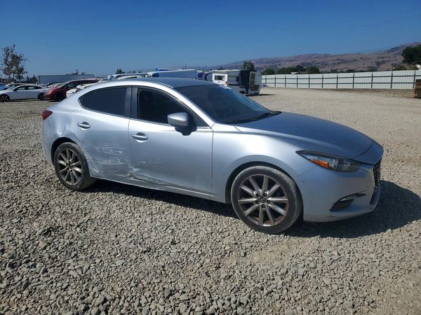 2017 MAZDA 3 Touring