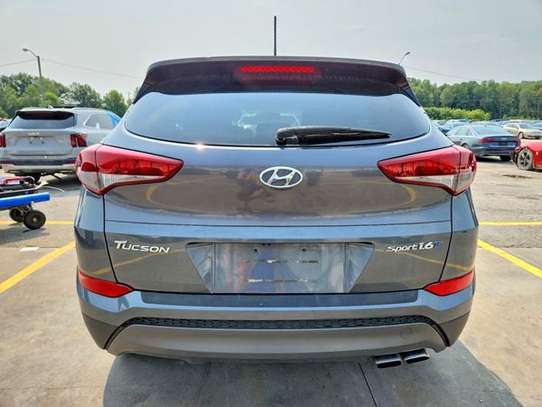 2016 HYUNDAI TUCSON