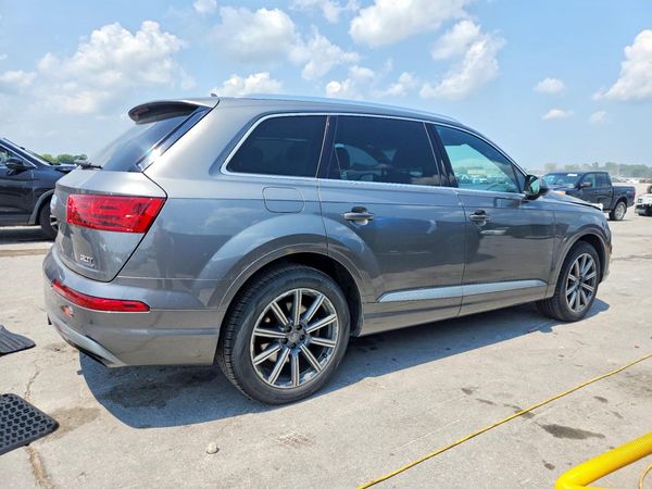 2018 AUDI Q7 quattro Premium Plus