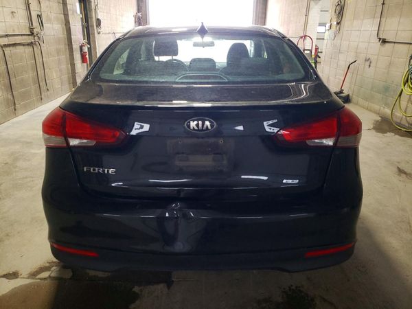 2017 KIA FORTE LX Popular, S