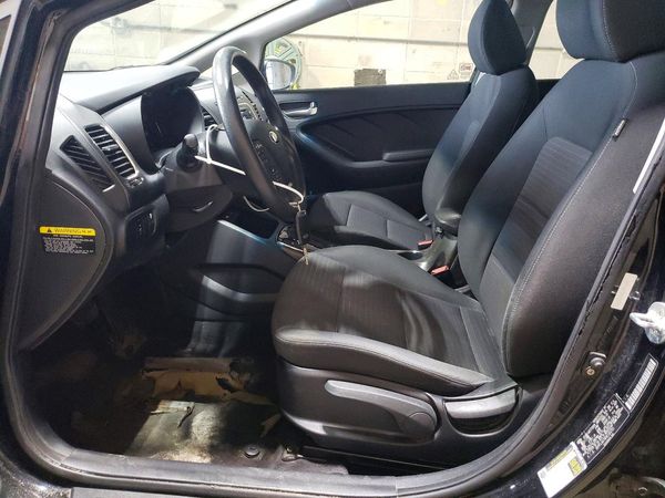 2017 KIA FORTE LX Popular, S