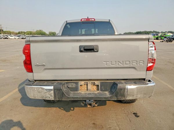 2020 TOYOTA TUNDRA SR5 Grade