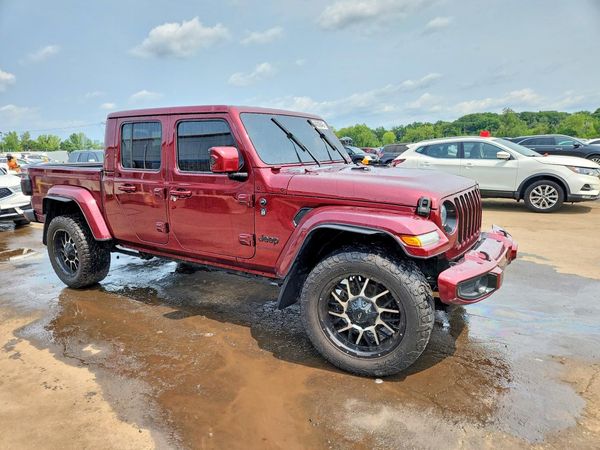 2021 JEEP GLADIATOR Overland — Passenger 3/4