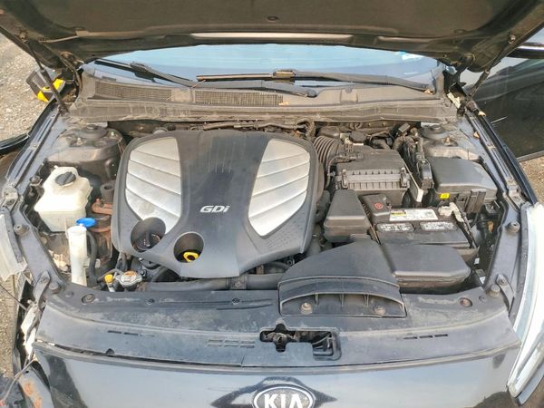 2014 KIA CADENZA