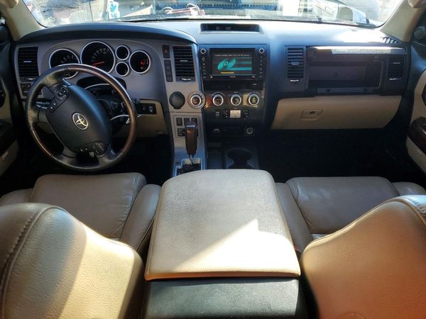 2012 TOYOTA SEQUOIA — CKPT