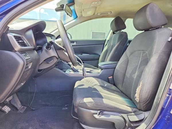 2019 KIA OPTIMA LX, S