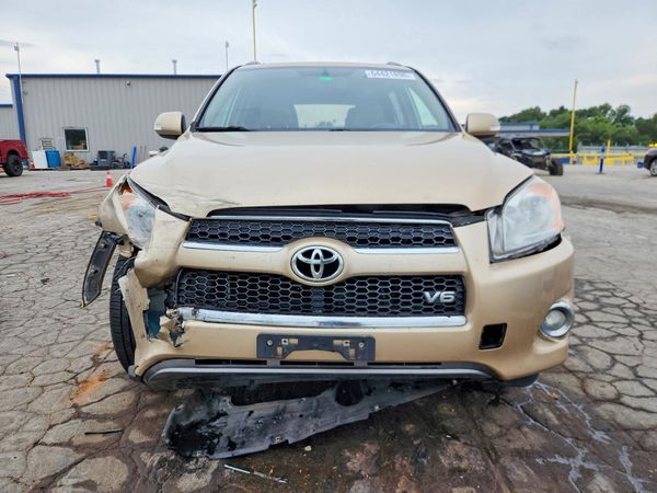 2012 TOYOTA RAV4 High